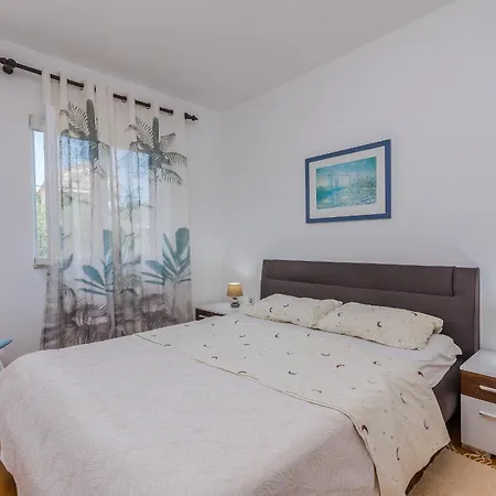 Sara On The Island Of Krk Apartamento *